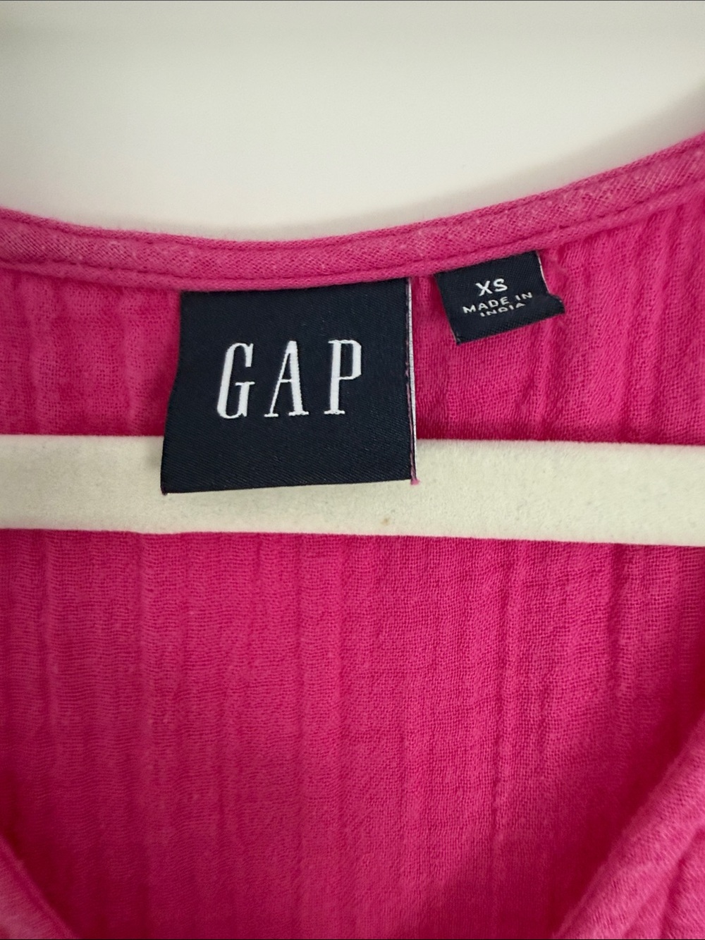 GAP Bright Fuchsia Pink V-Neck Tiered Midi Dress - Picture 2 of 3